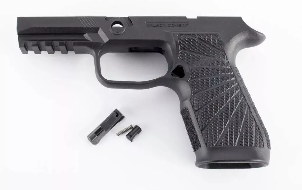 WILSON COMBAT GRIP MOD WCP320 CARRY BLK